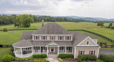 393 PASTORAL LN, BERRYVILLE, Virginia 22611, 4 Bedrooms Bedrooms, ,4 BathroomsBathrooms,Residential,For sale,393 PASTORAL LN,VACL2002970 MLS # VACL2002970