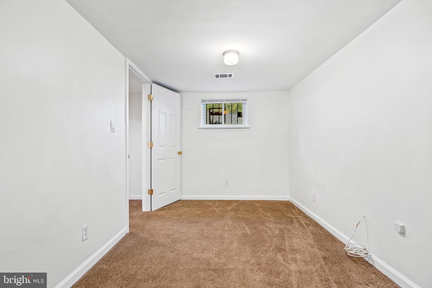 1462 HOWARD RD SE, WASHINGTON, District Of Columbia 20020, 3 Bedrooms Bedrooms, ,2 BathroomsBathrooms,Residential,For sale,1462 HOWARD RD SE,DCDC2156604 MLS # DCDC2156604