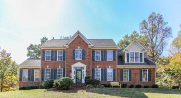 48 OLD CREEKSIDE RD, FREDERICKSBURG, Virginia 22405, 4 Bedrooms Bedrooms, ,3 BathroomsBathrooms,Residential,For sale,48 OLD CREEKSIDE RD,VAST2033654 MLS # VAST2033654