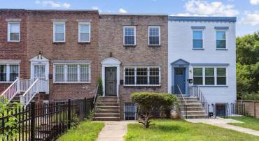 1205-1207 POTOMAC AVE SE, WASHINGTON, District Of Columbia 20003, 3 Bedrooms Bedrooms, ,2 BathroomsBathrooms,Residential,For sale,1205-1207 POTOMAC AVE SE,DCDC2166534 MLS # DCDC2166534