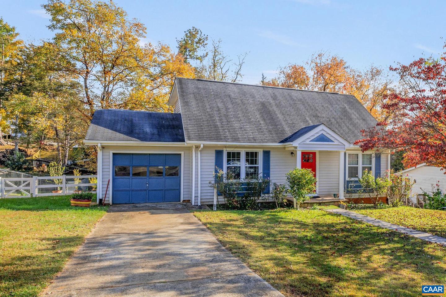 217 BARNSDALE RD, CHARLOTTESVILLE, Virginia 22911, 4 Bedrooms Bedrooms, ,3 BathroomsBathrooms,Residential,For sale,217 BARNSDALE RD,658308 MLS # 658308