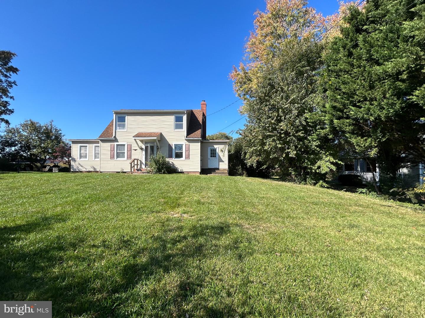 6278 LORD FAIRFAX HWY, BERRYVILLE, Virginia 22611, 3 Bedrooms Bedrooms, ,1 BathroomBathrooms,Residential,For sale,6278 LORD FAIRFAX HWY,VACL2003140 MLS # VACL2003140