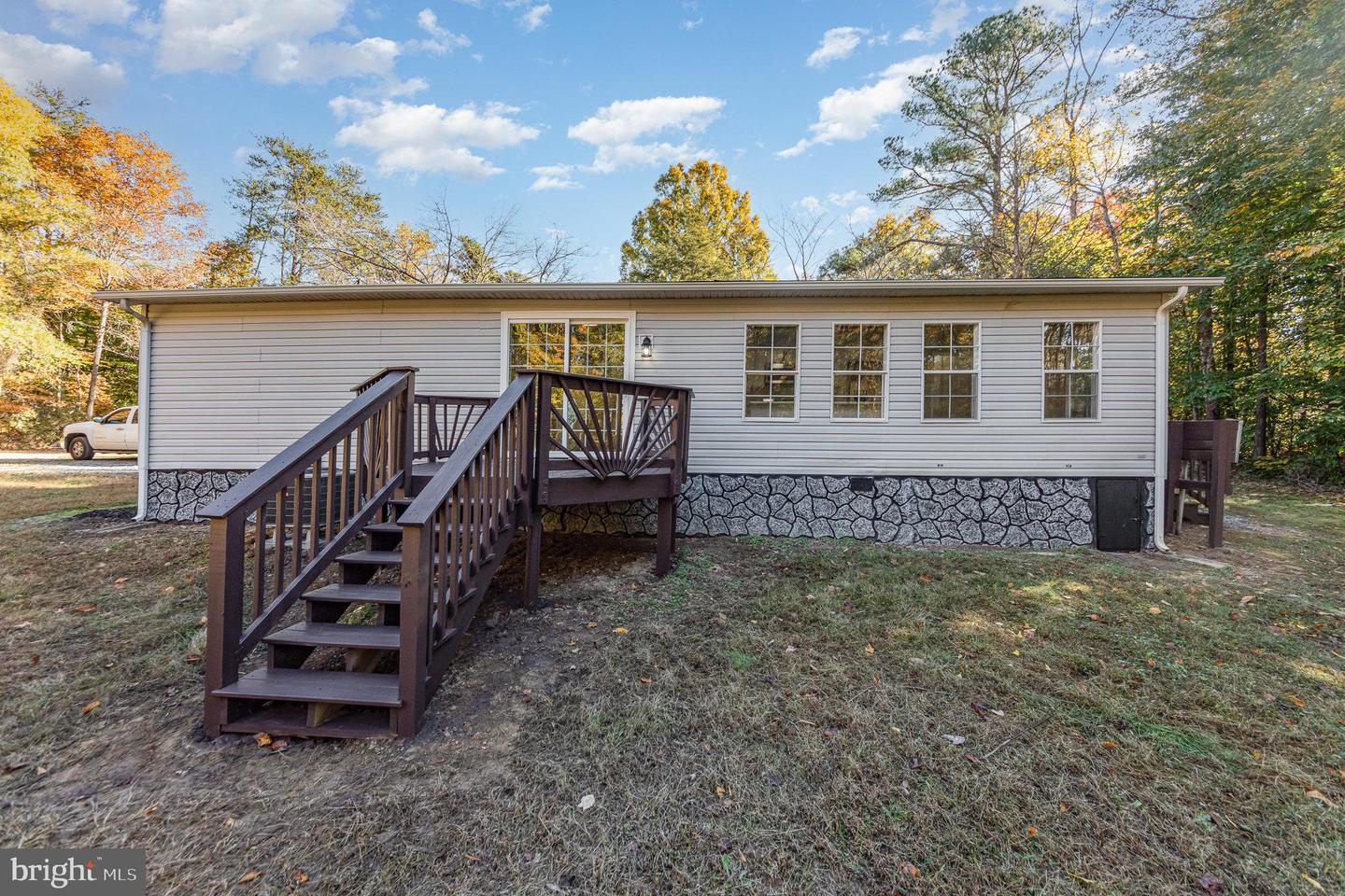 5622 HAMS FORD RD, SPOTSYLVANIA, Virginia 22551, 3 Bedrooms Bedrooms, ,2 BathroomsBathrooms,Residential,For sale,5622 HAMS FORD RD,VASP2028884 MLS # VASP2028884