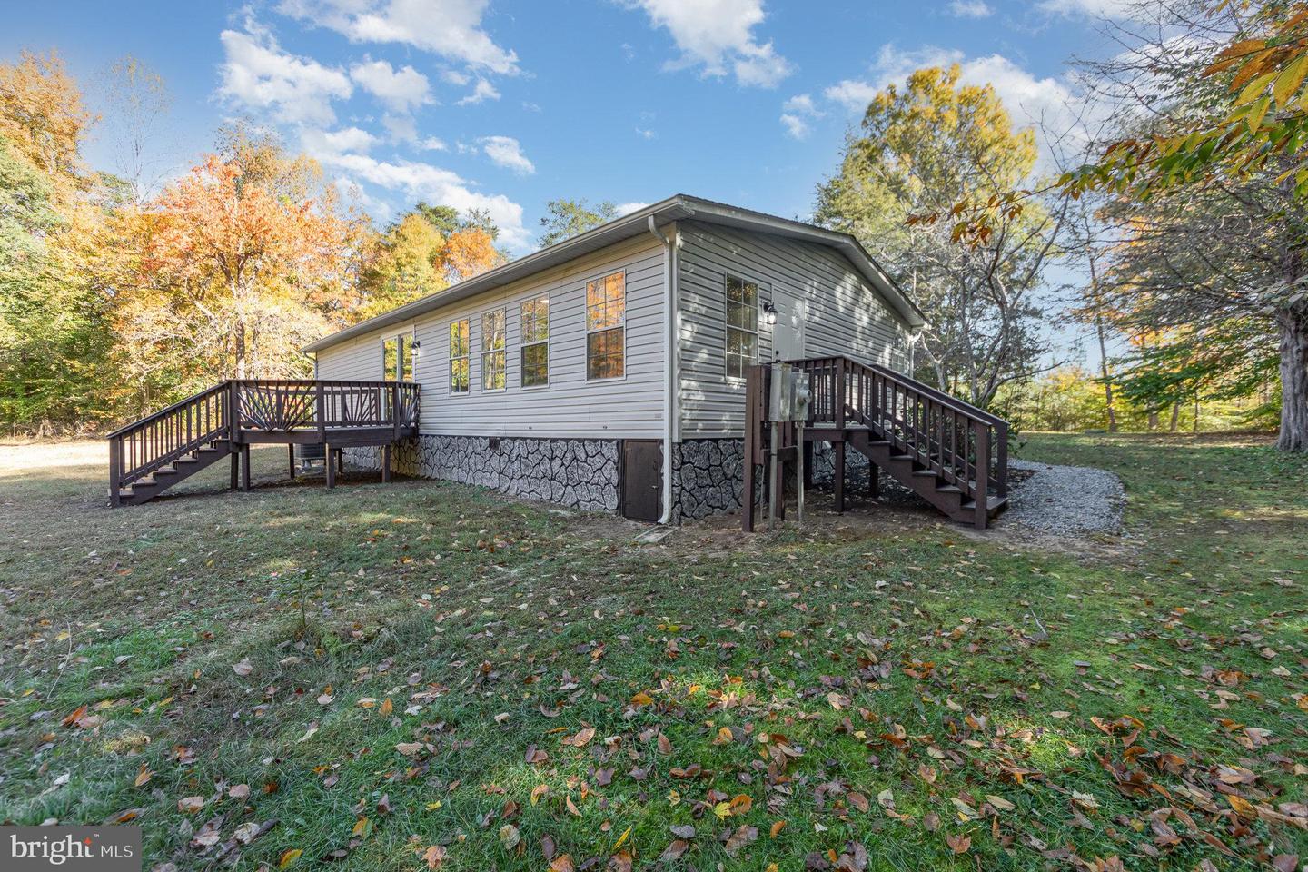 5622 HAMS FORD RD, SPOTSYLVANIA, Virginia 22551, 3 Bedrooms Bedrooms, ,2 BathroomsBathrooms,Residential,For sale,5622 HAMS FORD RD,VASP2028884 MLS # VASP2028884