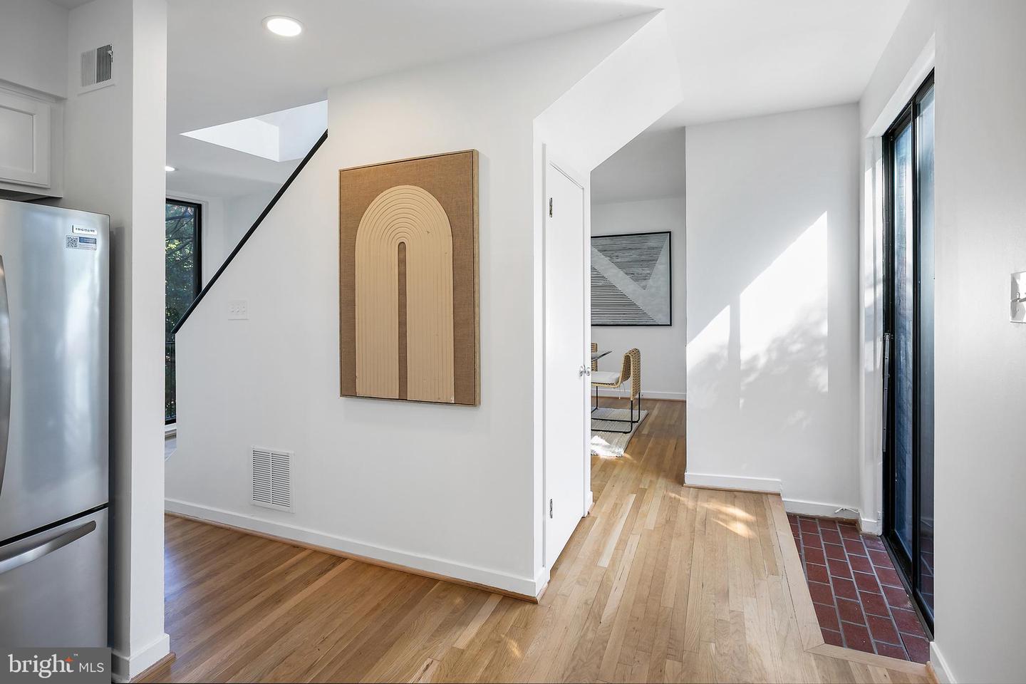 1025 NORTH CAROLINA AVENUE SE, WASHINGTON, District Of Columbia 20003, 2 Bedrooms Bedrooms, ,1 BathroomBathrooms,Residential,For sale,1025 NORTH CAROLINA AVENUE SE,DCDC2166620 MLS # DCDC2166620