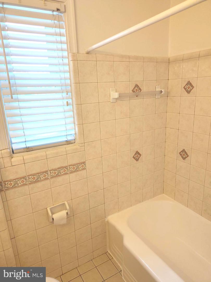 313 NICHOLSON ST NE, WASHINGTON, District Of Columbia 20011, 2 Bedrooms Bedrooms, ,1 BathroomBathrooms,Residential,For sale,313 NICHOLSON ST NE,DCDC2128288 MLS # DCDC2128288