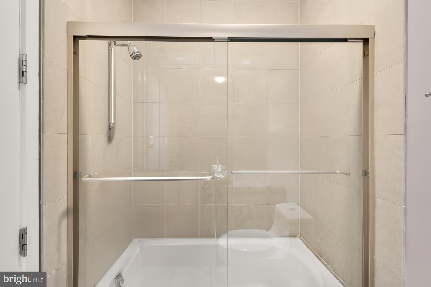 1324 Q ST NW #PENTHOUSE B, WASHINGTON, District Of Columbia 20009, 2 Bedrooms Bedrooms, ,2 BathroomsBathrooms,Residential,For sale,1324 Q ST NW #PENTHOUSE B,DCDC2144700 MLS # DCDC2144700