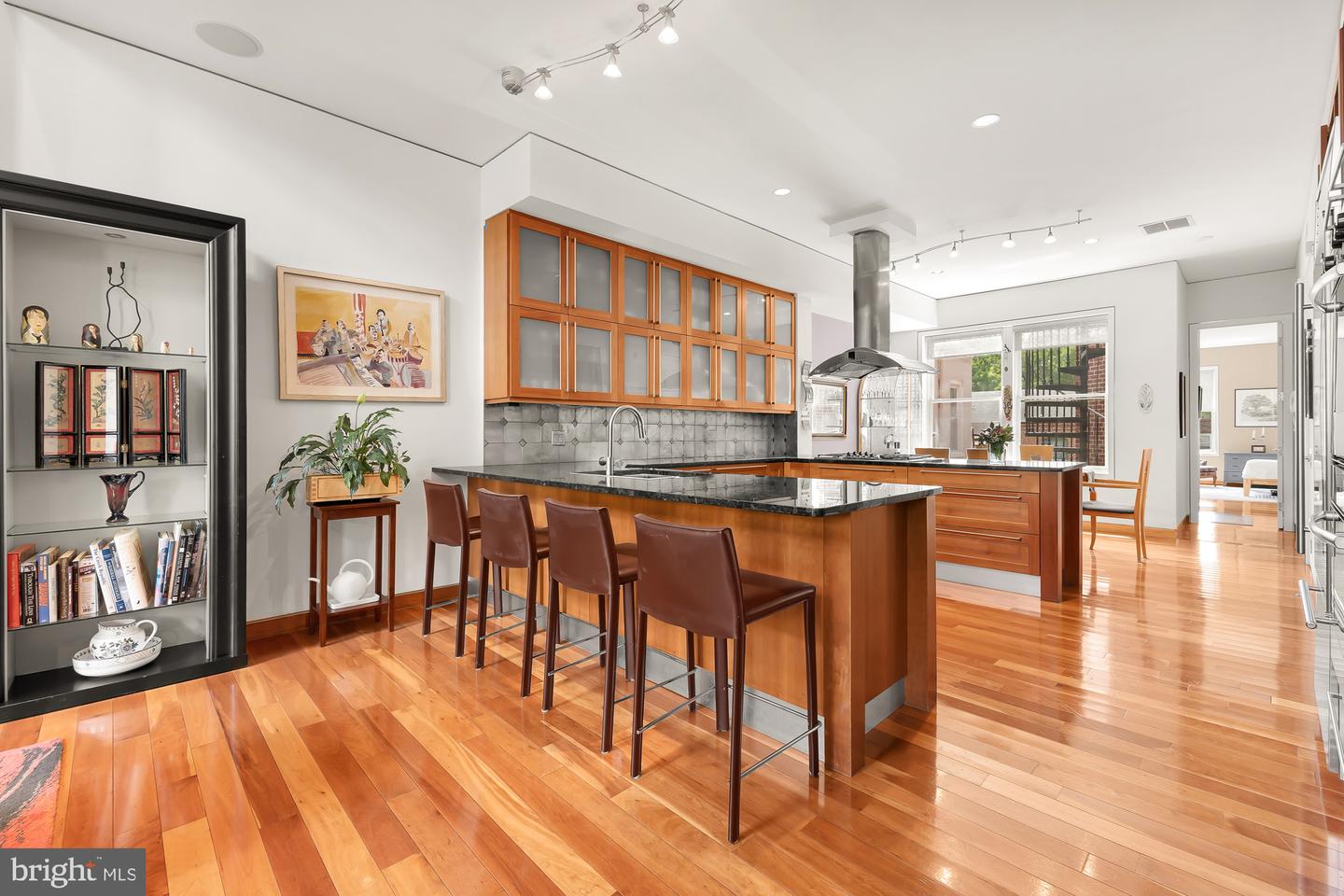 1324 Q ST NW #PENTHOUSE B, WASHINGTON, District Of Columbia 20009, 2 Bedrooms Bedrooms, ,2 BathroomsBathrooms,Residential,For sale,1324 Q ST NW #PENTHOUSE B,DCDC2144700 MLS # DCDC2144700