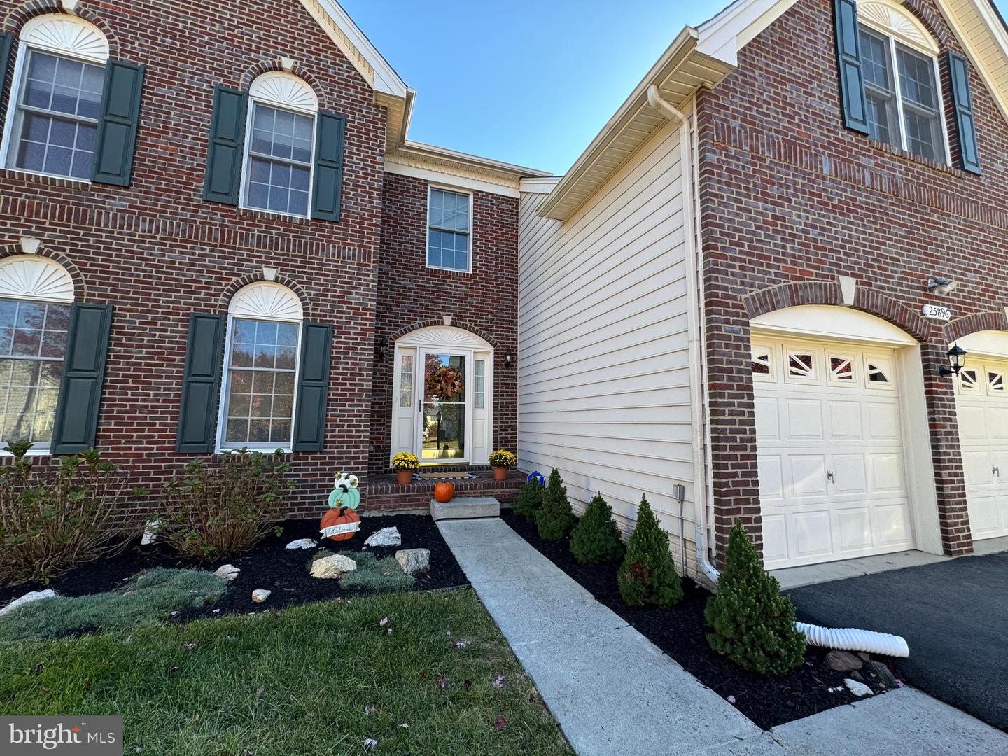 25896 STINGER DR, CHANTILLY, Virginia 20152, 5 Bedrooms Bedrooms, ,3 BathroomsBathrooms,Residential,For sale,25896 STINGER DR,VALO2074916 MLS # VALO2074916