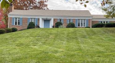 105 WOODLAND DR, STAUNTON, Virginia 24401, 3 Bedrooms Bedrooms, ,2 BathroomsBathrooms,Residential,105 WOODLAND DR,658339 MLS # 658339