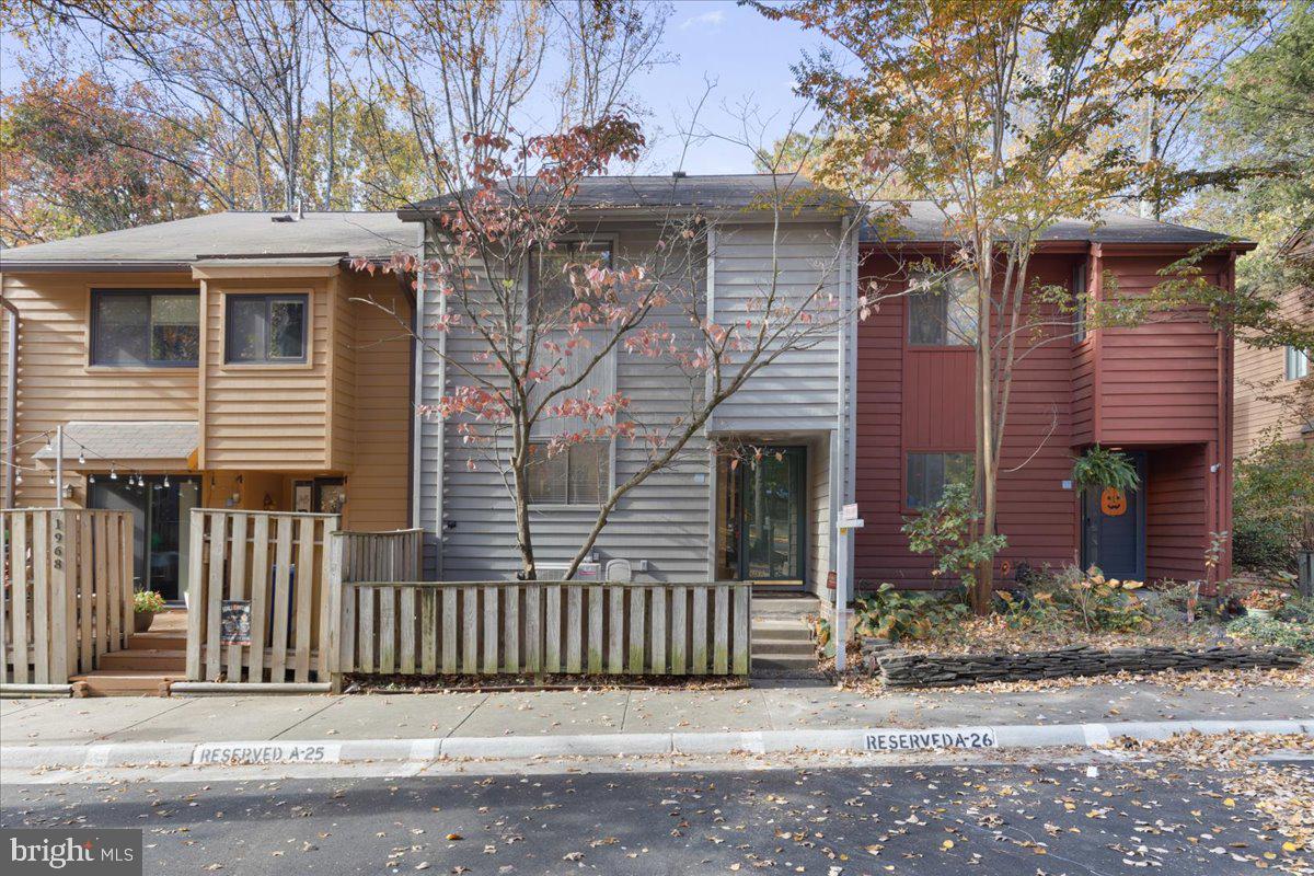 1966 WINTERPORT CLUSTER, RESTON, Virginia 20191, 3 Bedrooms Bedrooms, ,2 BathroomsBathrooms,Residential,For sale,1966 WINTERPORT CLUSTER,VAFX2204696 MLS # VAFX2204696