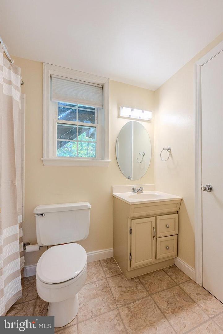 5005 PORTSMOUTH RD, FAIRFAX, Virginia 22032, 4 Bedrooms Bedrooms, ,3 BathroomsBathrooms,Residential,For sale,5005 PORTSMOUTH RD,VAFX2206476 MLS # VAFX2206476