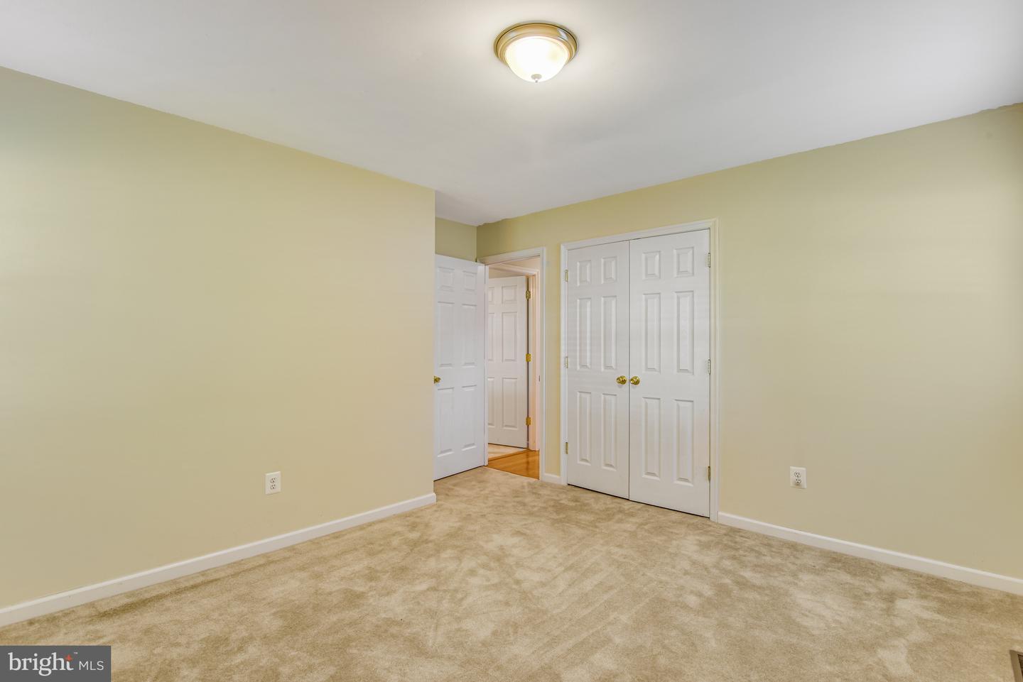 13040 MAPLE VIEW LN, FAIRFAX, Virginia 22033, 4 Bedrooms Bedrooms, ,3 BathroomsBathrooms,Residential,For sale,13040 MAPLE VIEW LN,VAFX2206634 MLS # VAFX2206634