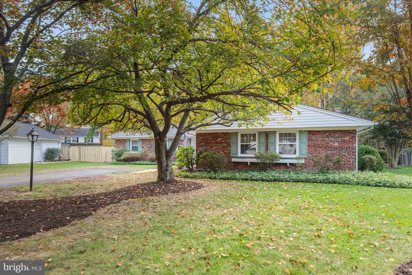 13040 MAPLE VIEW LN, FAIRFAX, Virginia 22033, 4 Bedrooms Bedrooms, ,3 BathroomsBathrooms,Residential,For sale,13040 MAPLE VIEW LN,VAFX2206634 MLS # VAFX2206634