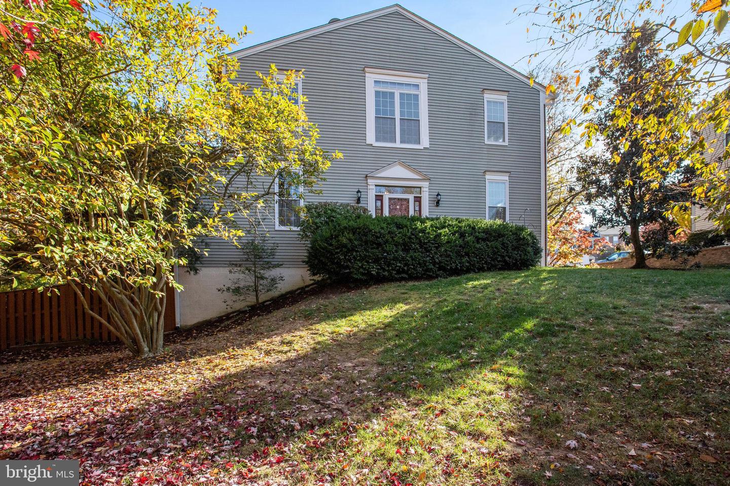 6115 DONIVAL SQ, ALEXANDRIA, Virginia 22315, 3 Bedrooms Bedrooms, ,3 BathroomsBathrooms,Residential,For sale,6115 DONIVAL SQ,VAFX2206800 MLS # VAFX2206800