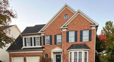 7704 RIDGEPARK CT, SPRINGFIELD, Virginia 22153, 5 Bedrooms Bedrooms, ,5 BathroomsBathrooms,Residential,For sale,7704 RIDGEPARK CT,VAFX2207318 MLS # VAFX2207318