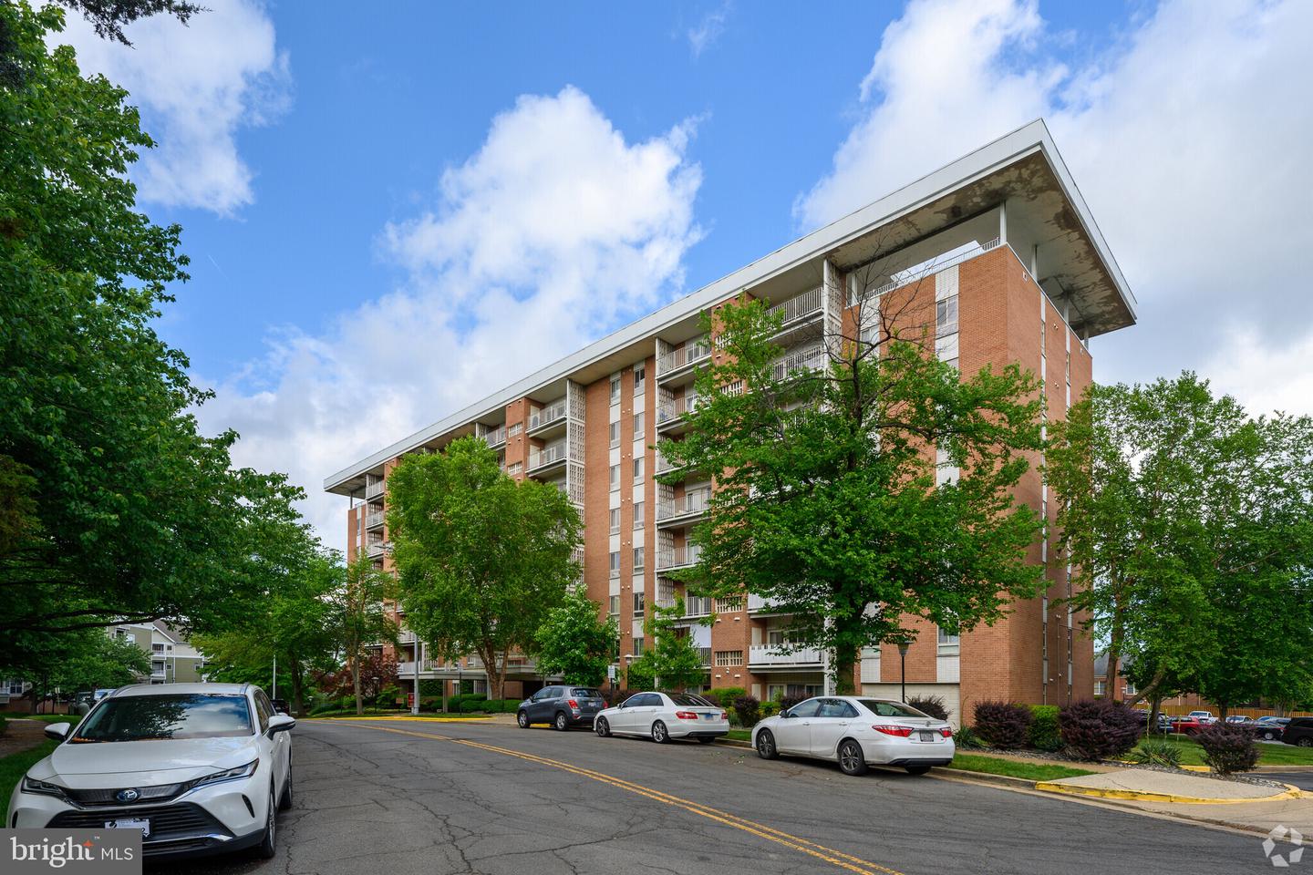 5250 VALLEY FORGE DR #103, ALEXANDRIA, Virginia 22304, 1 Bedroom Bedrooms, ,1 BathroomBathrooms,Residential,For sale,5250 VALLEY FORGE DR #103,VAAX2039082 MLS # VAAX2039082