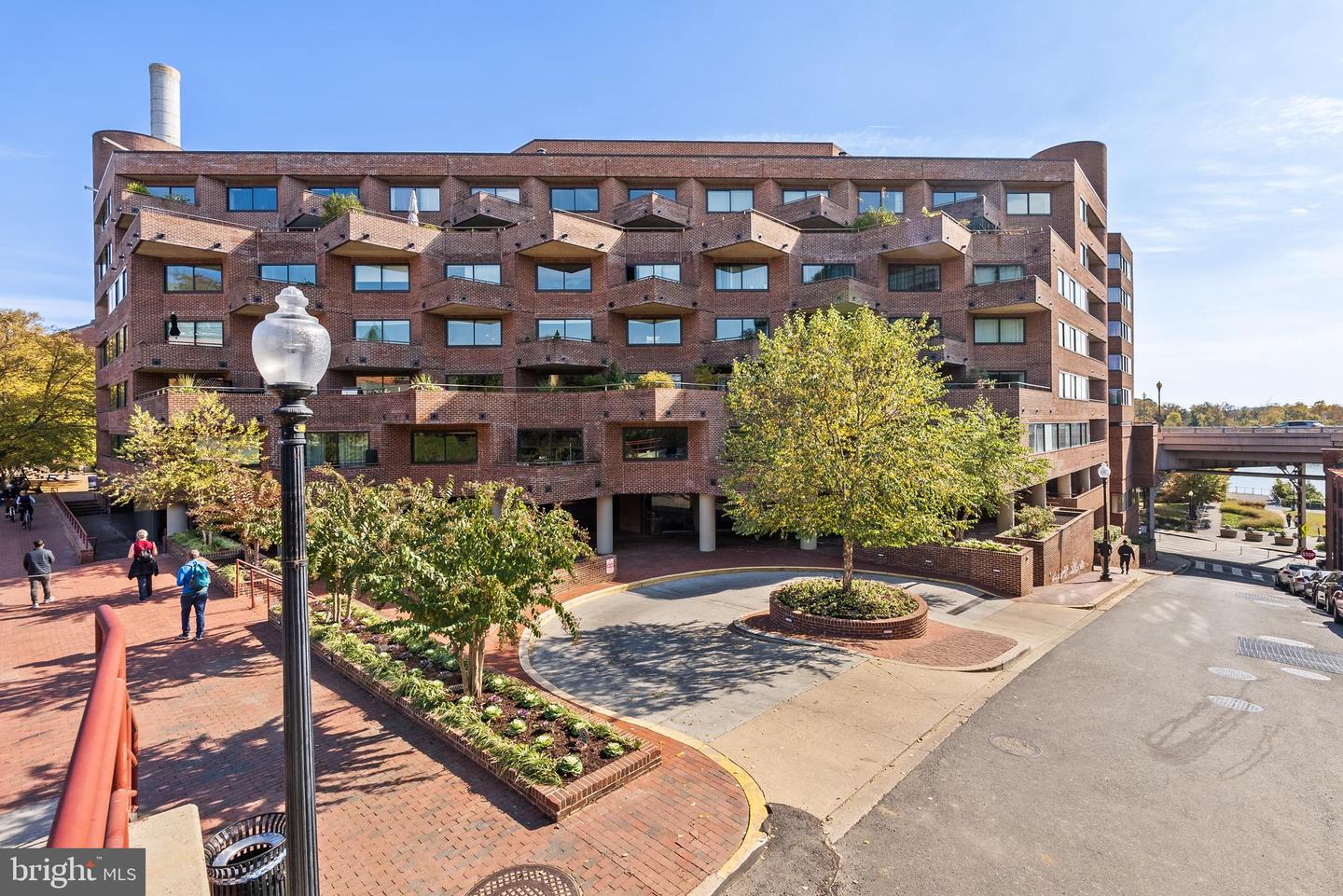 1015 33RD ST NW #408, WASHINGTON, District Of Columbia 20007, 2 Bedrooms Bedrooms, ,2 BathroomsBathrooms,Residential,For sale,1015 33RD ST NW #408,DCDC2166702 MLS # DCDC2166702