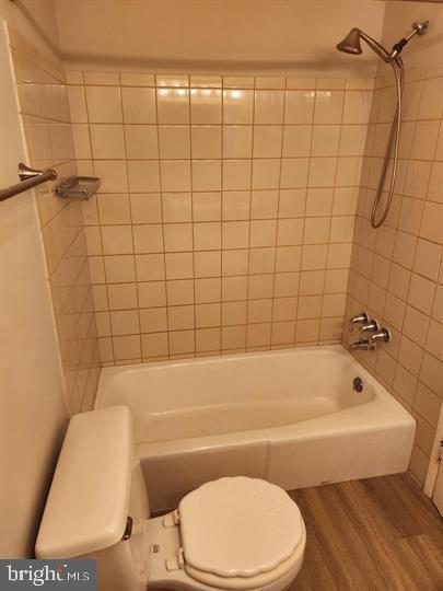 5911 QUANTRELL AVE #204, ALEXANDRIA, Virginia 22312, 1 Bedroom Bedrooms, ,1 BathroomBathrooms,Residential,For sale,5911 QUANTRELL AVE #204,VAAX2039246 MLS # VAAX2039246