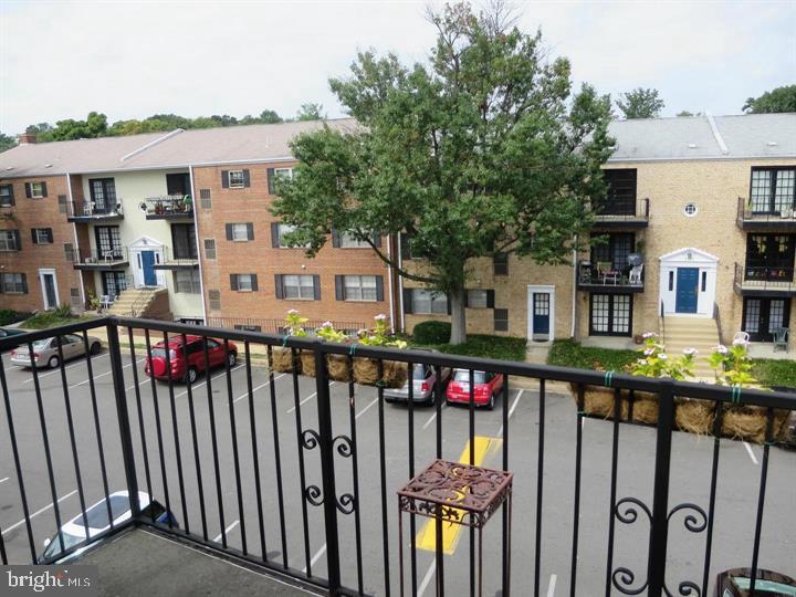 5911 QUANTRELL AVE #204, ALEXANDRIA, Virginia 22312, 1 Bedroom Bedrooms, ,1 BathroomBathrooms,Residential,For sale,5911 QUANTRELL AVE #204,VAAX2039246 MLS # VAAX2039246