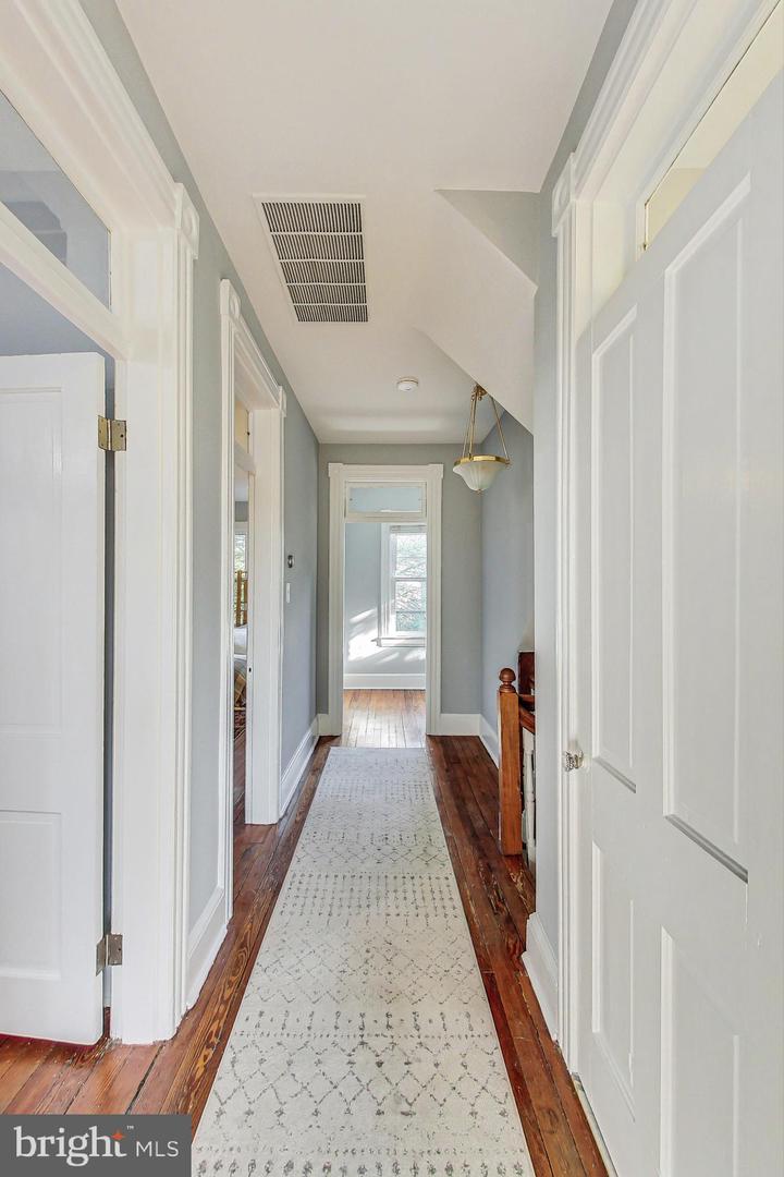 311 E HOWELL AVE, ALEXANDRIA, Virginia 22301, 4 Bedrooms Bedrooms, ,3 BathroomsBathrooms,Residential,For sale,311 E HOWELL AVE,VAAX2037538 MLS # VAAX2037538