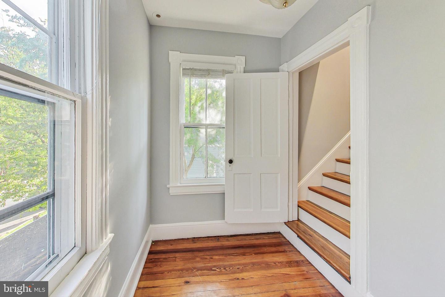 311 E HOWELL AVE, ALEXANDRIA, Virginia 22301, 4 Bedrooms Bedrooms, ,3 BathroomsBathrooms,Residential,For sale,311 E HOWELL AVE,VAAX2037538 MLS # VAAX2037538