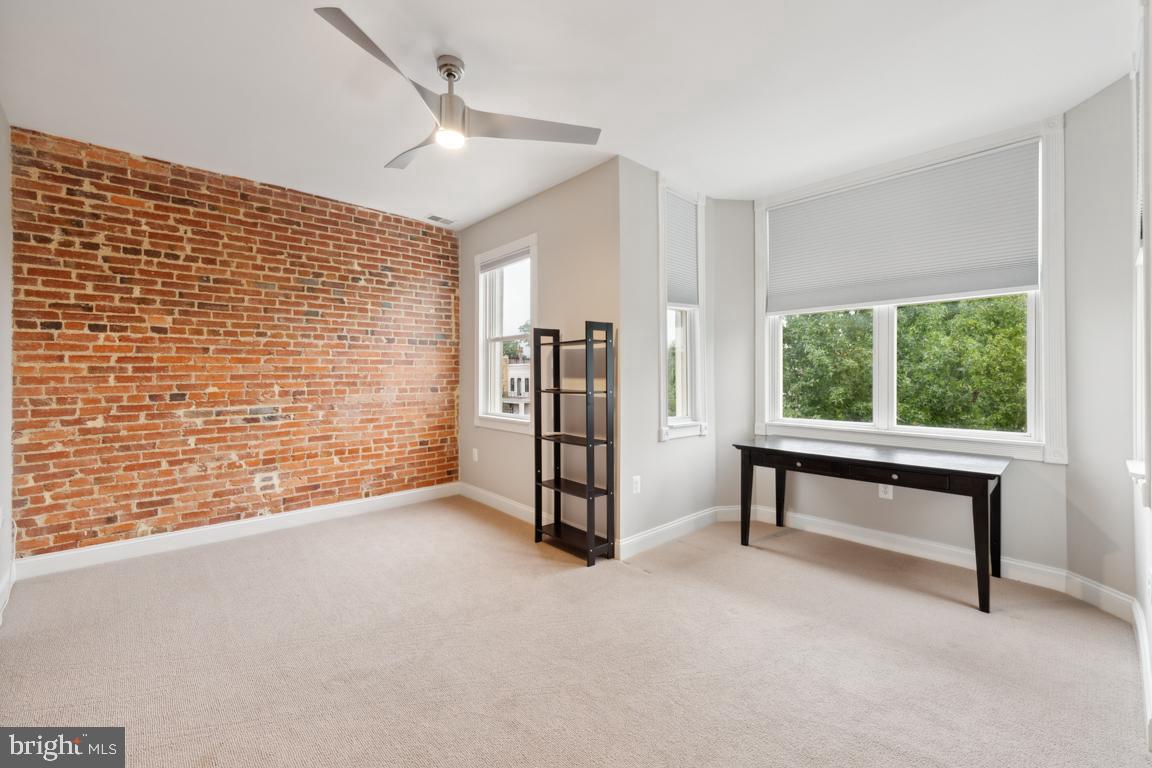 706 12TH ST NE, WASHINGTON, District Of Columbia 20002, 3 Bedrooms Bedrooms, 3 Rooms Rooms,3 BathroomsBathrooms,Residential,For sale,706 12TH ST NE,DCDC2160520 MLS # DCDC2160520