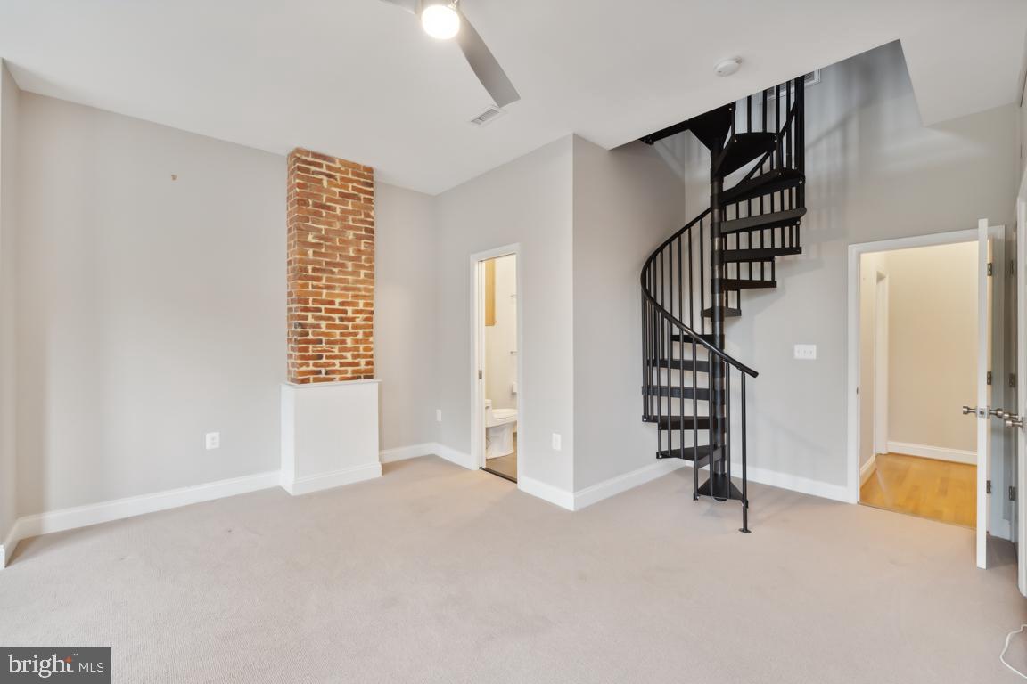 706 12TH ST NE, WASHINGTON, District Of Columbia 20002, 3 Bedrooms Bedrooms, 3 Rooms Rooms,3 BathroomsBathrooms,Residential,For sale,706 12TH ST NE,DCDC2160520 MLS # DCDC2160520