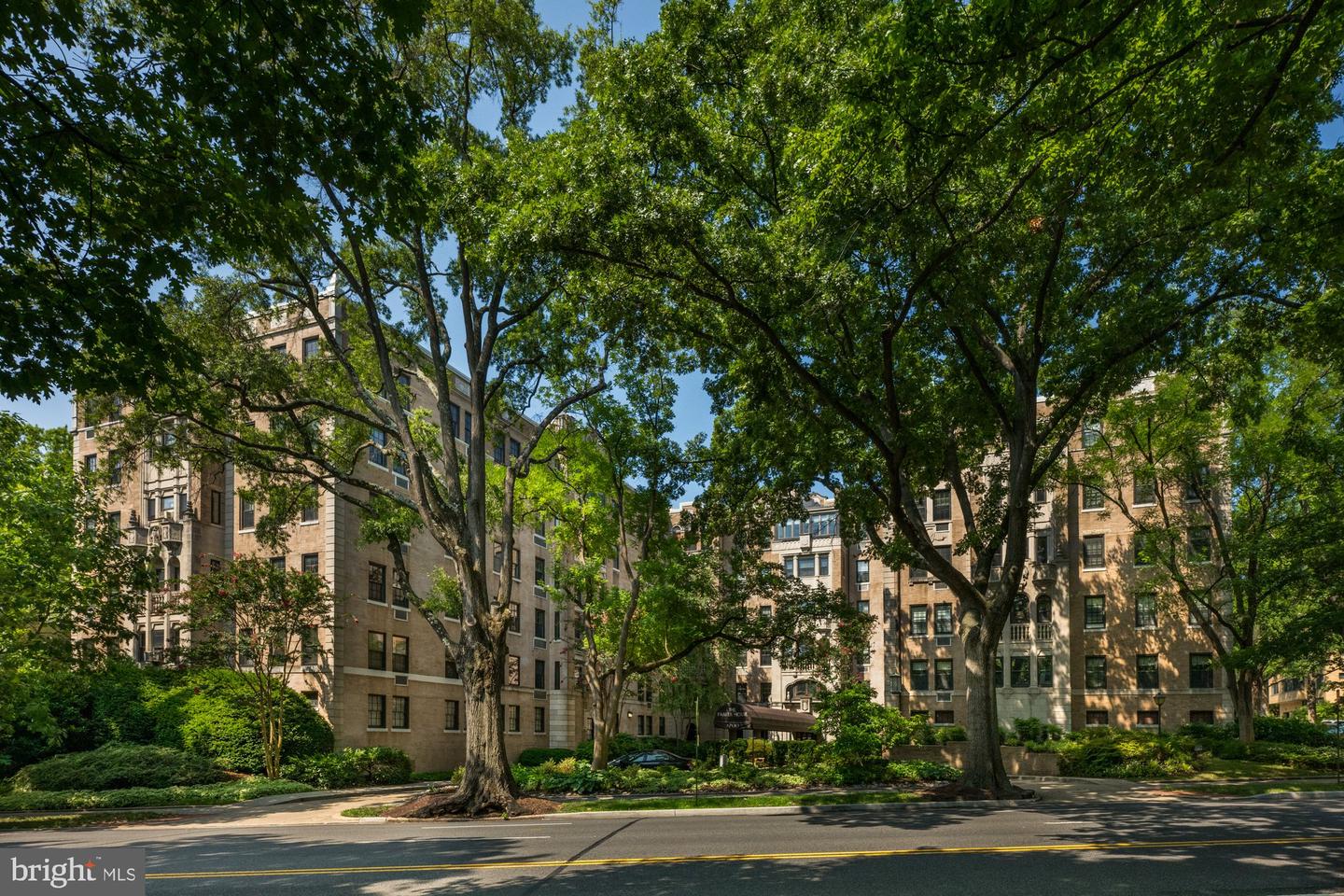 4700 CONNECTICUT AVE NW #303, WASHINGTON, District Of Columbia 20008, 3 Bedrooms Bedrooms, ,2 BathroomsBathrooms,Residential,For sale,4700 CONNECTICUT AVE NW #303,DCDC2162890 MLS # DCDC2162890