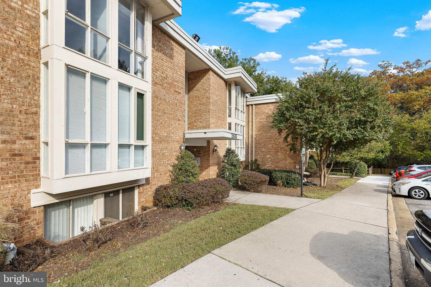 2618 REDCOAT DR #183 - 1B, ALEXANDRIA, Virginia 22303, 2 Bedrooms Bedrooms, ,1 BathroomBathrooms,Residential,For sale,2618 REDCOAT DR #183 - 1B,VAFX2207748 MLS # VAFX2207748