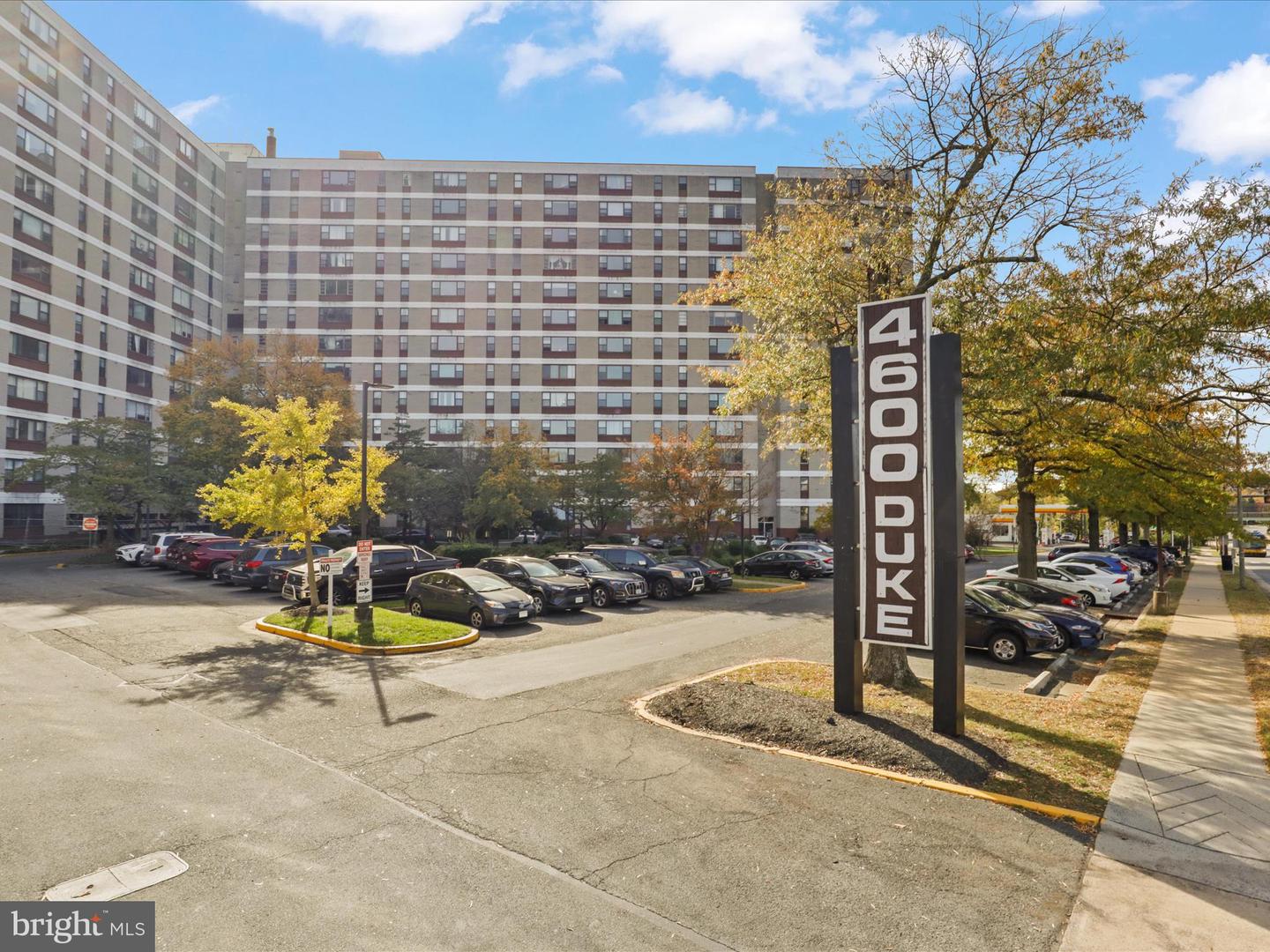 4600 DUKE ST #1023, ALEXANDRIA, Virginia 22304, 2 Bedrooms Bedrooms, ,1 BathroomBathrooms,Residential,For sale,4600 DUKE ST #1023,VAAX2039190 MLS # VAAX2039190