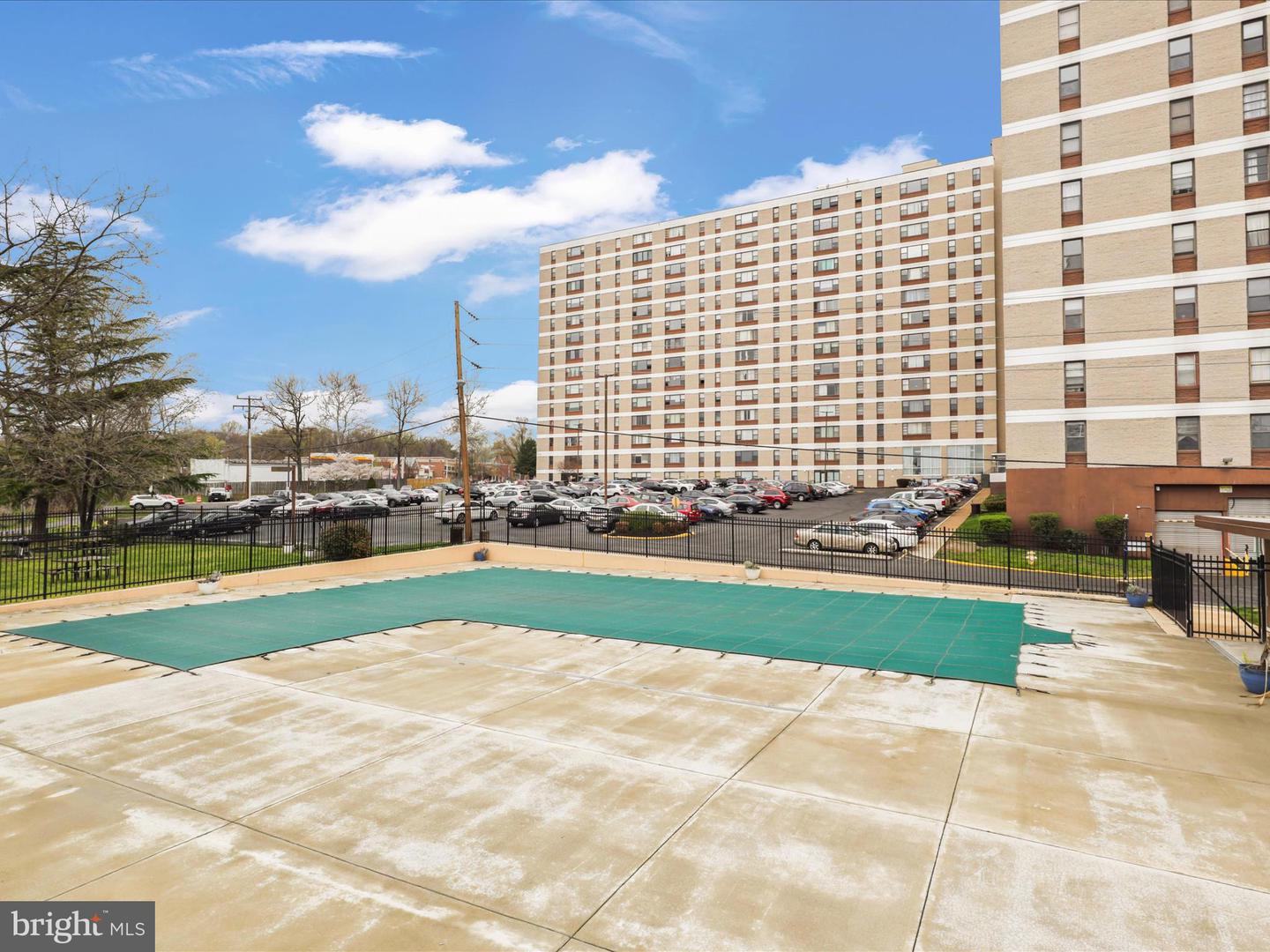 4600 DUKE ST #1023, ALEXANDRIA, Virginia 22304, 2 Bedrooms Bedrooms, ,1 BathroomBathrooms,Residential,For sale,4600 DUKE ST #1023,VAAX2039190 MLS # VAAX2039190