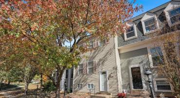 7357 SPRINGLEIGH WAY, ALEXANDRIA, Virginia 22315, 3 Bedrooms Bedrooms, ,2 BathroomsBathrooms,Residential,For sale,7357 SPRINGLEIGH WAY,VAFX2208344 MLS # VAFX2208344