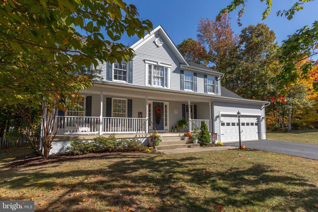 11703 S OXBOW CT, FREDERICKSBURG, Virginia 22408, 4 Bedrooms Bedrooms, ,2 BathroomsBathrooms,Residential,11703 S OXBOW CT,VASP2028792 MLS # VASP2028792