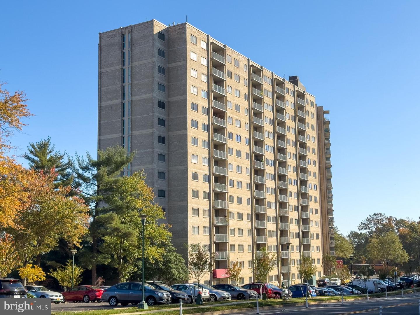 2500 N VAN DORN ST #406, ALEXANDRIA, Virginia 22302, 1 Bedroom Bedrooms, ,1 BathroomBathrooms,Residential,For sale,2500 N VAN DORN ST #406,VAAX2038462 MLS # VAAX2038462