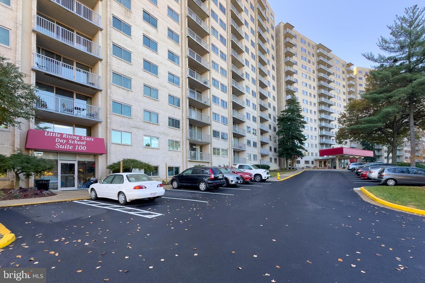 2500 N VAN DORN ST #406, ALEXANDRIA, Virginia 22302, 1 Bedroom Bedrooms, ,1 BathroomBathrooms,Residential,For sale,2500 N VAN DORN ST #406,VAAX2038462 MLS # VAAX2038462