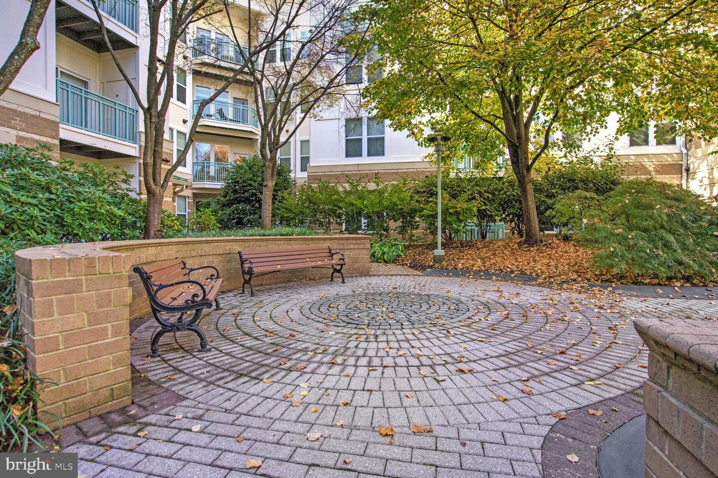 12000 MARKET ST #421, RESTON, Virginia 20190, 2 Bedrooms Bedrooms, ,2 BathroomsBathrooms,Residential,For sale,12000 MARKET ST #421,VAFX2205420 MLS # VAFX2205420