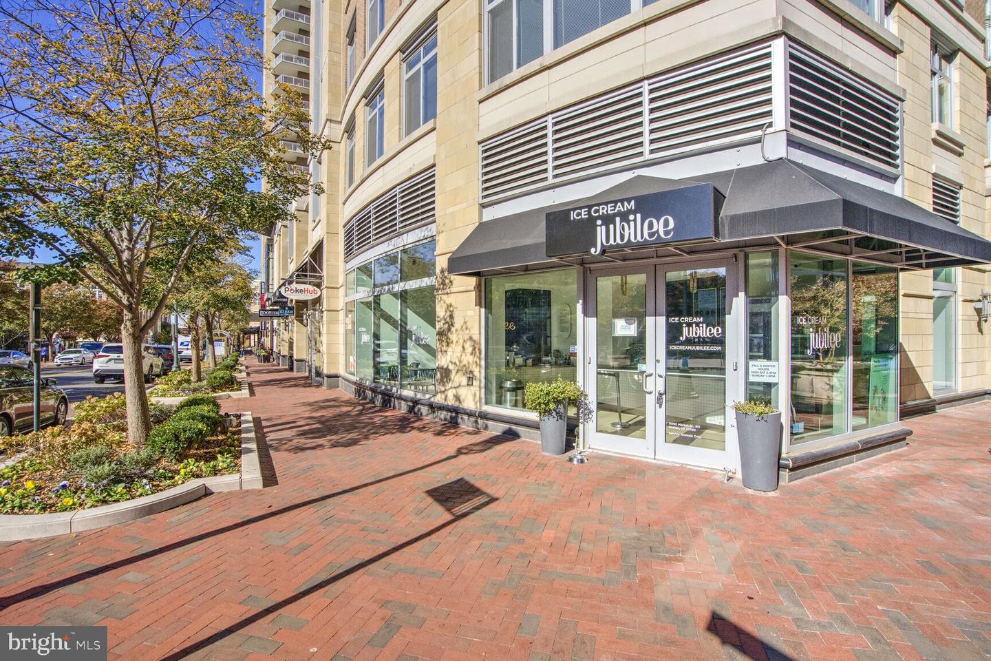 12000 MARKET ST #421, RESTON, Virginia 20190, 2 Bedrooms Bedrooms, ,2 BathroomsBathrooms,Residential,For sale,12000 MARKET ST #421,VAFX2205420 MLS # VAFX2205420