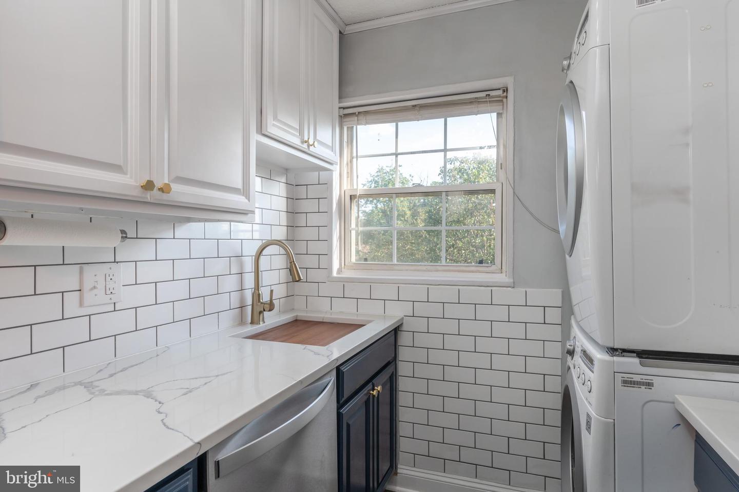 2241 FARRINGTON AVE #304, ALEXANDRIA, Virginia 22303, 1 Bedroom Bedrooms, ,1 BathroomBathrooms,Residential,For sale,2241 FARRINGTON AVE #304,VAFX2206428 MLS # VAFX2206428