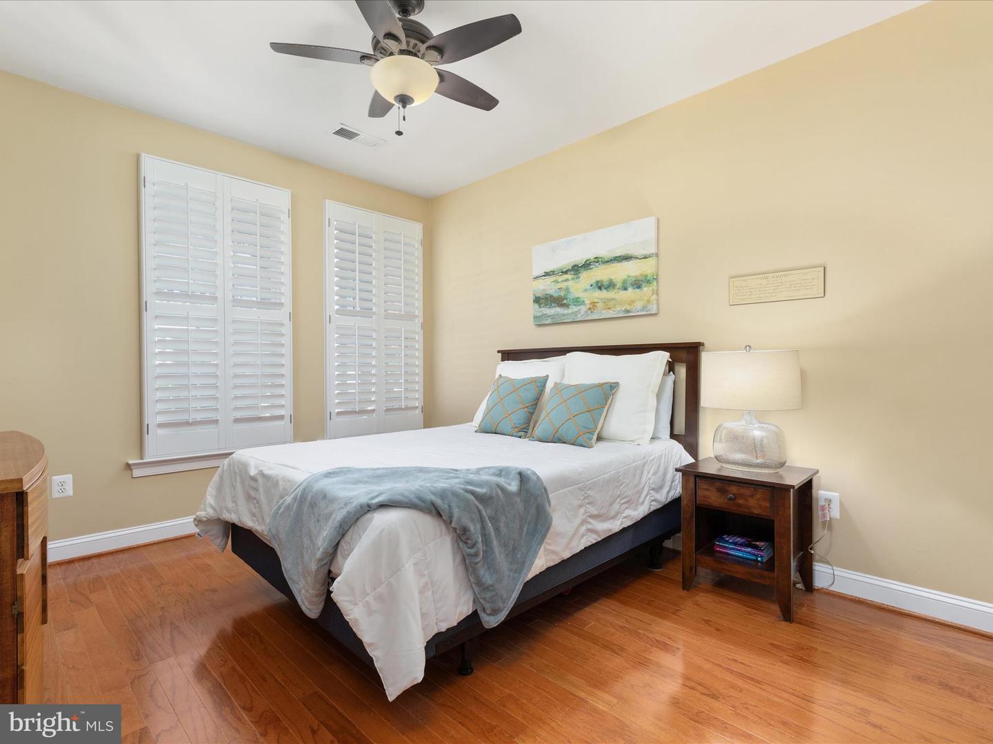 1023 N ROYAL ST #101, ALEXANDRIA, Virginia 22314, 1 Bedroom Bedrooms, ,1 BathroomBathrooms,Residential,For sale,1023 N ROYAL ST #101,VAAX2039032 MLS # VAAX2039032