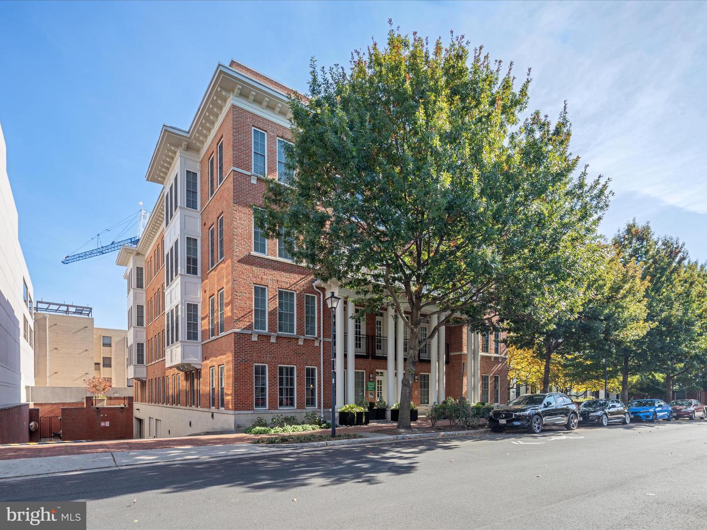 1023 N ROYAL ST #101, ALEXANDRIA, Virginia 22314, 1 Bedroom Bedrooms, ,1 BathroomBathrooms,Residential,For sale,1023 N ROYAL ST #101,VAAX2039032 MLS # VAAX2039032