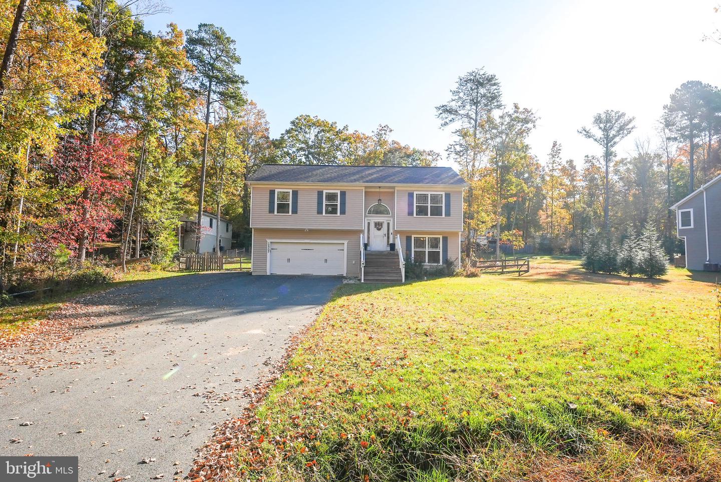 12307 HAWKINS LN, SPOTSYLVANIA, Virginia 22551, 4 Bedrooms Bedrooms, ,3 BathroomsBathrooms,Residential,For sale,12307 HAWKINS LN,VASP2028734 MLS # VASP2028734