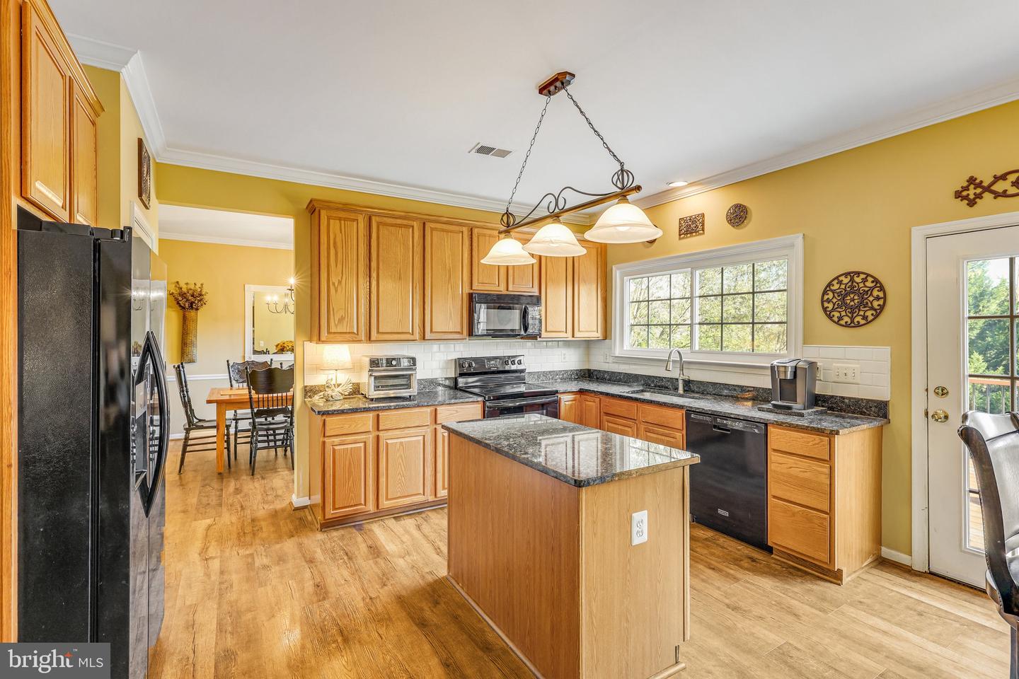 608 WINTERGREEN DR, PURCELLVILLE, Virginia 20132, 5 Bedrooms Bedrooms, ,3 BathroomsBathrooms,Residential,For sale,608 WINTERGREEN DR,VALO2082560 MLS # VALO2082560