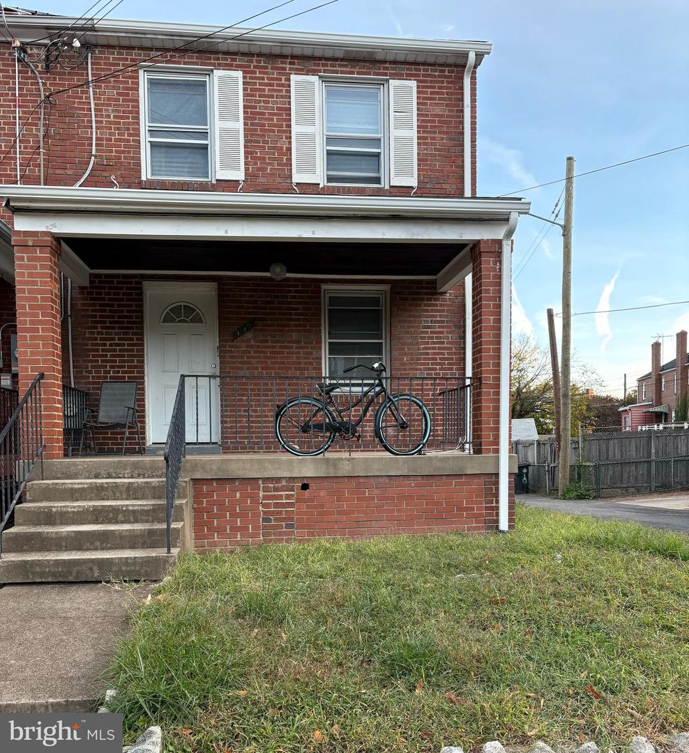 1910 T PL SE, WASHINGTON, District Of Columbia 20020, 3 Bedrooms Bedrooms, ,2 BathroomsBathrooms,Residential,For sale,1910 T PL SE,DCDC2166334 MLS # DCDC2166334