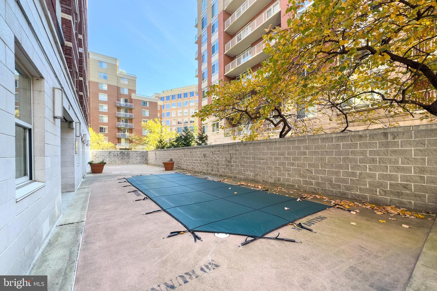 880 N POLLARD ST #224, ARLINGTON, Virginia 22203, 2 Bedrooms Bedrooms, ,2 BathroomsBathrooms,Residential,For sale,880 N POLLARD ST #224,VAAR2050208 MLS # VAAR2050208