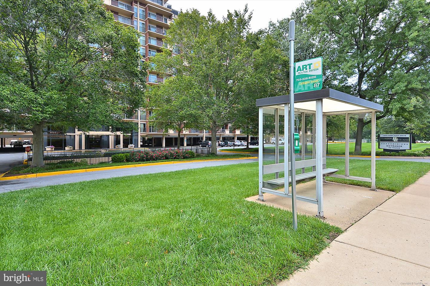 1300 ARMY NAVY DR #427, ARLINGTON, Virginia 22202, 1 Bedroom Bedrooms, ,1 BathroomBathrooms,Residential,For sale,1300 ARMY NAVY DR #427,VAAR2050212 MLS # VAAR2050212