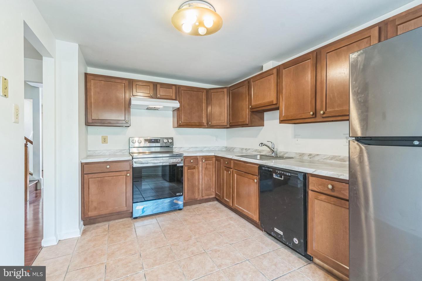 6506 BROOKLEIGH WAY, ALEXANDRIA, Virginia 22315, 3 Bedrooms Bedrooms, ,3 BathroomsBathrooms,Residential,For sale,6506 BROOKLEIGH WAY,VAFX2208560 MLS # VAFX2208560