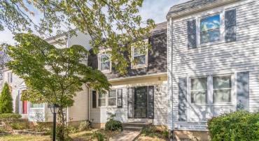 6506 BROOKLEIGH WAY, ALEXANDRIA, Virginia 22315, 3 Bedrooms Bedrooms, ,3 BathroomsBathrooms,Residential,For sale,6506 BROOKLEIGH WAY,VAFX2208560 MLS # VAFX2208560