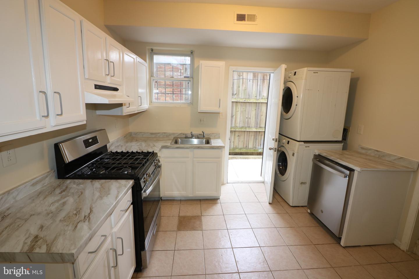 403 O ST NW, WASHINGTON, District Of Columbia 20001, 5 Bedrooms Bedrooms, ,2 BathroomsBathrooms,Residential,For sale,403 O ST NW,DCDC2166902 MLS # DCDC2166902