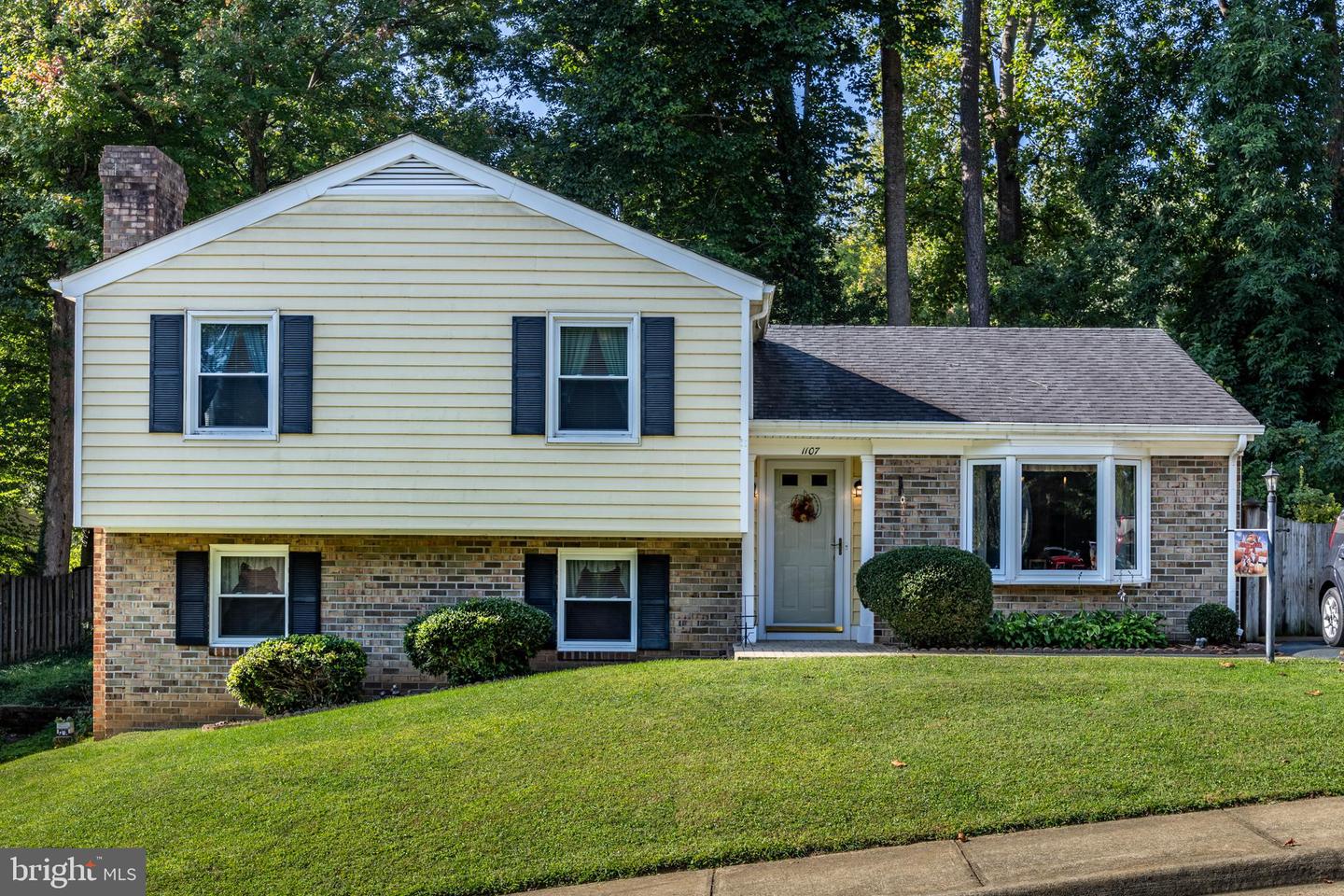 1107 COTTONWOOD RD, CHARLOTTESVILLE, Virginia 22901, 3 Bedrooms Bedrooms, ,1 BathroomBathrooms,Residential,For sale,1107 COTTONWOOD RD,VAAB2000794 MLS # VAAB2000794